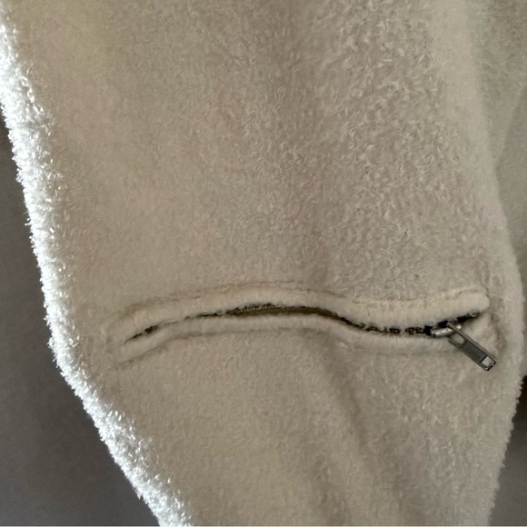 Barefoot Dreams CozyChic Lite Circle Cardigan - Picture 3 of 5